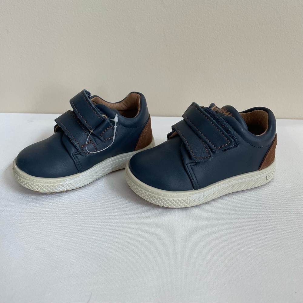 Toddler Boys PRIMIGI Navy Blue leather & Suede Shoes Size 2 NEW W/Out tag